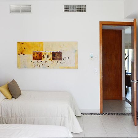 Condo Mayan Lakes Acapulco Exterior photo