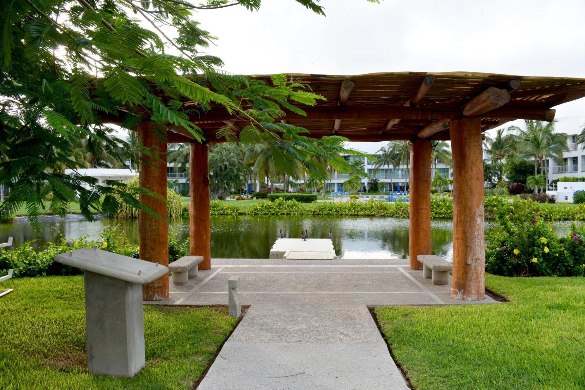 Condo Mayan Lakes Acapulco Exterior photo